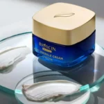 کرم ضدچروک و جوان‌ساز بیوکسین مدل Age Reverse حاوی ۱۰٪ رتینول حجم ۵۰ میلی‌لیتر