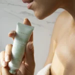 کرم مرطوب کننده دست مسافرتی فارماسی رایحه ماکارون پسته