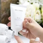 کرم مرطوب کننده ضد جوش دکتر سی تونا فارماسی مدل Acne ۵۰ میل